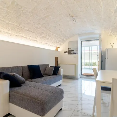 La Porta Sul Mare بيت للعطل *