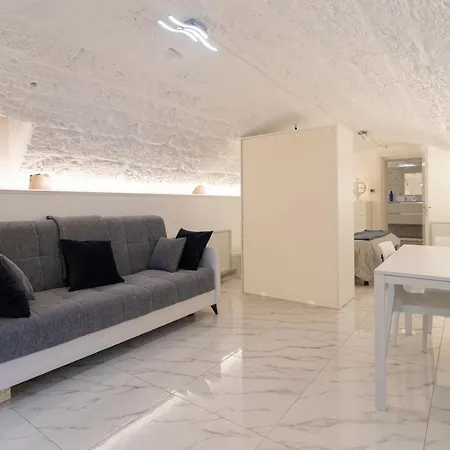 La Porta Sul Mare بيت للعطل